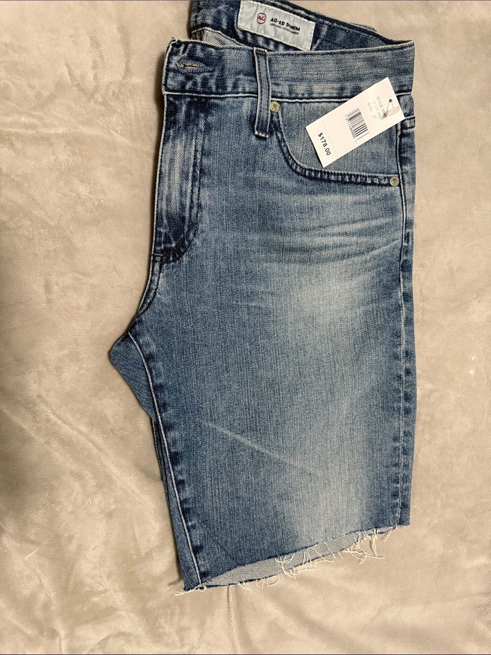 Ag Adriano Goldschmied Washed Blue Raw-Hem Denim Shorts - Picture 3 of 5
